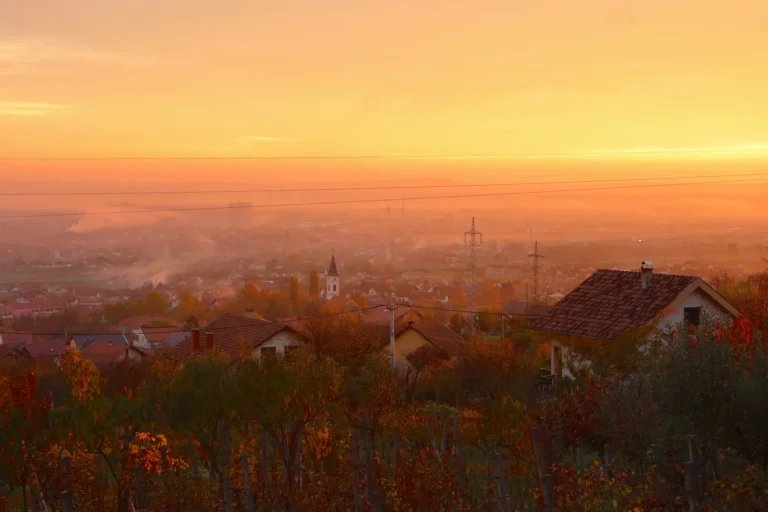 Small Town Haze - Lara Rasin