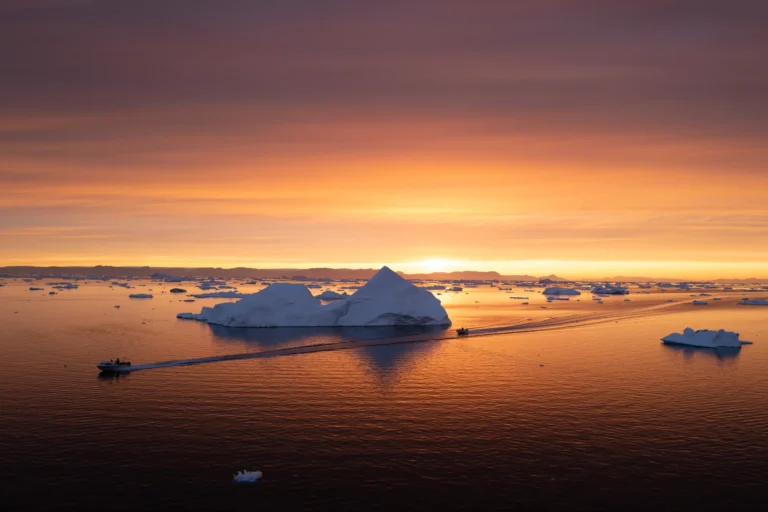 Sunset in Greenland - Thomas Spieckermann